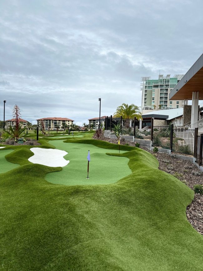 Pelican Waters Mini Golf - GS Built - 03