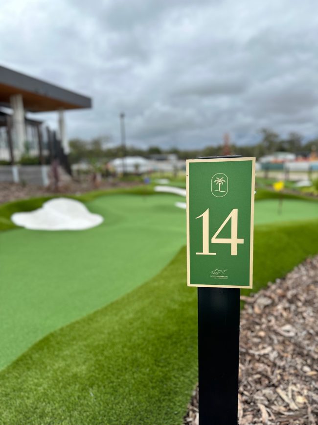Pelican Waters Mini Golf - GS Built - 06